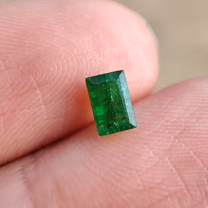 زمرد طبیعی زامبیا طبع پنجشیر خوشرنگ 