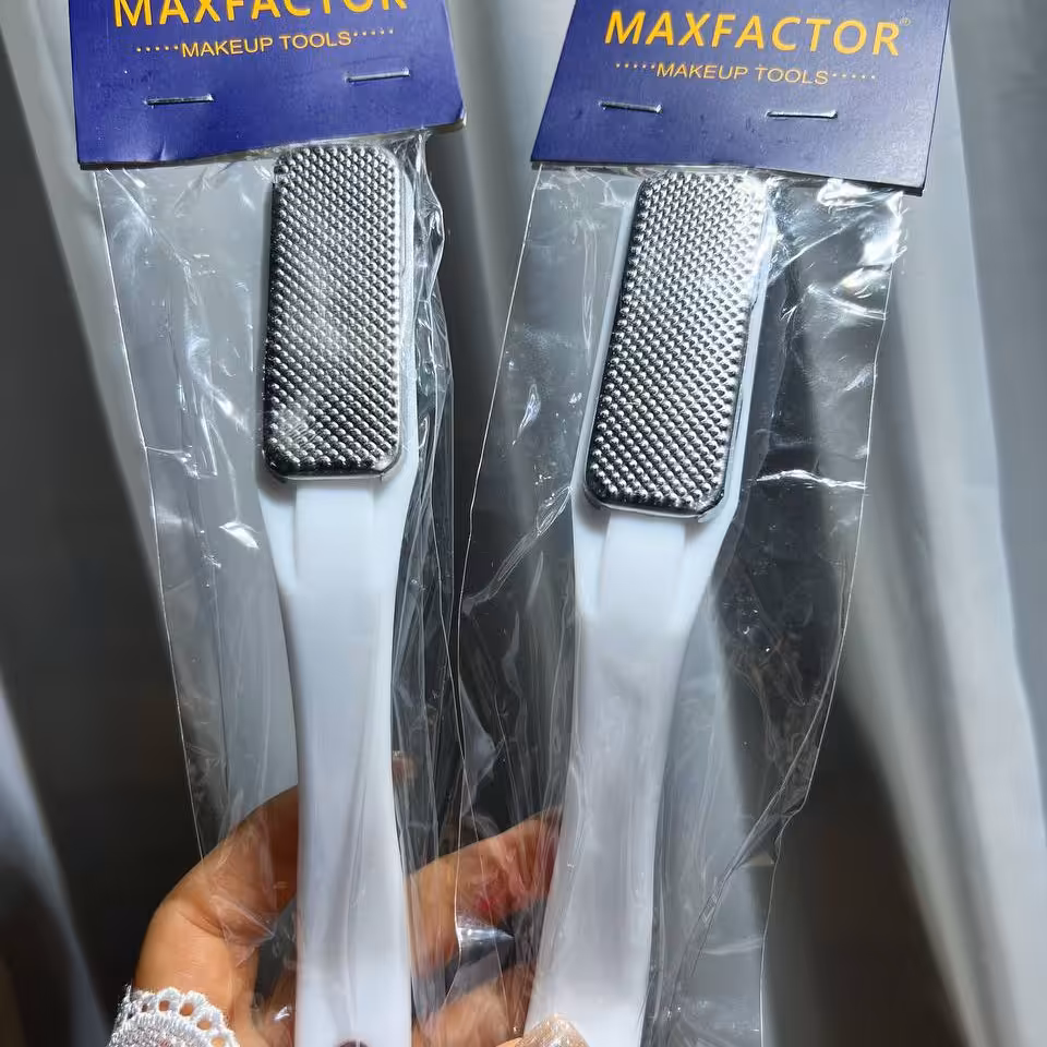 رنده پا . پدیکور