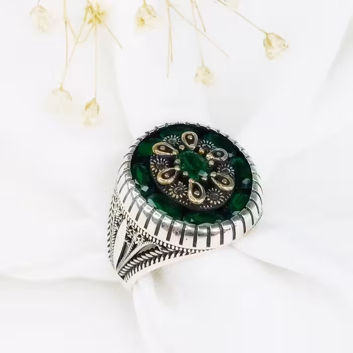 انگشتر ترکی عیار925 سنگ زمرد صنعتی کد 10685