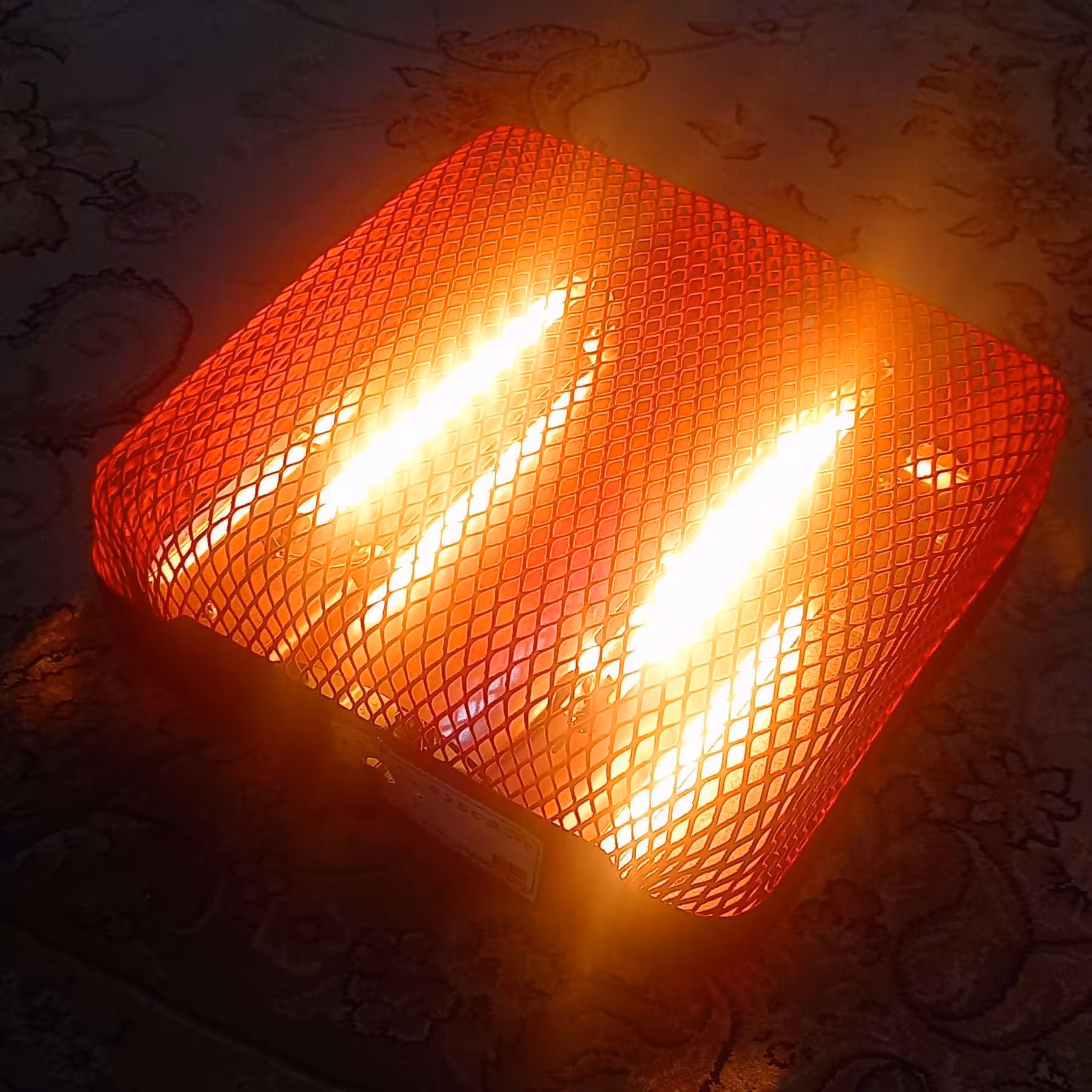 هیتر کرسی بخاری برقی منقل کرسی برقی کلاسیک طبی  تابشی 2 لامپ مادون قرمز  روکش مخملی