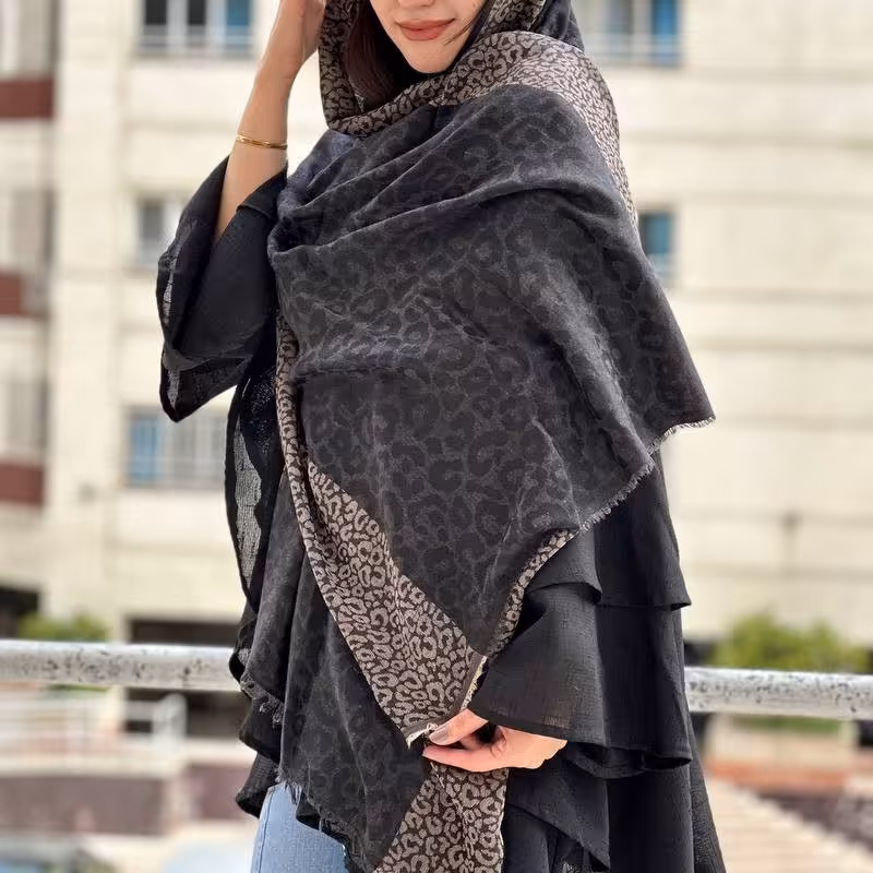 شال مشکی طرحدار نخی تابستانه و بهاره درجه یک با ارسال رایگان