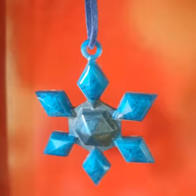 آویز کریسمس رزین مدل کریستال طرح آبی مات