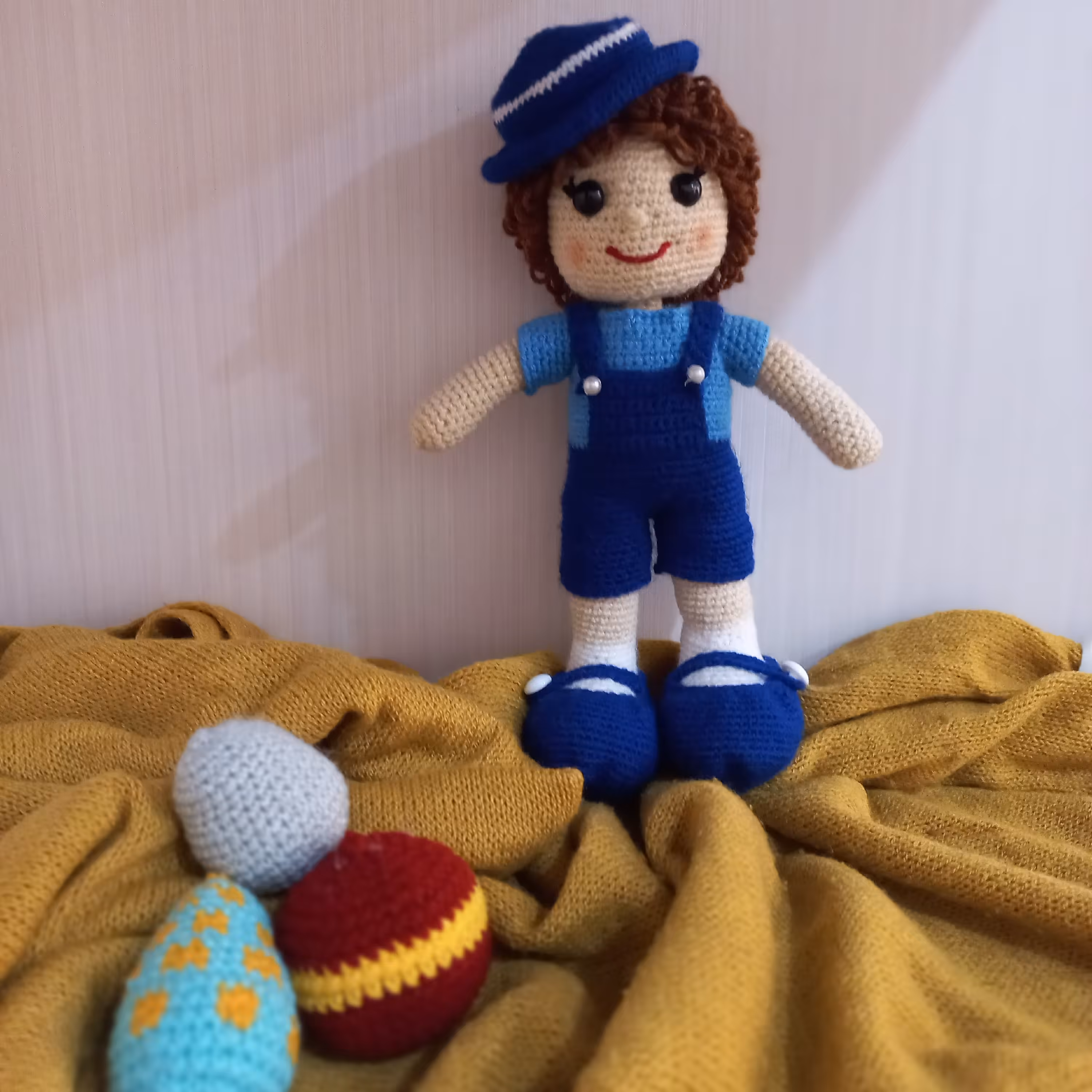 عروسک دست بافت