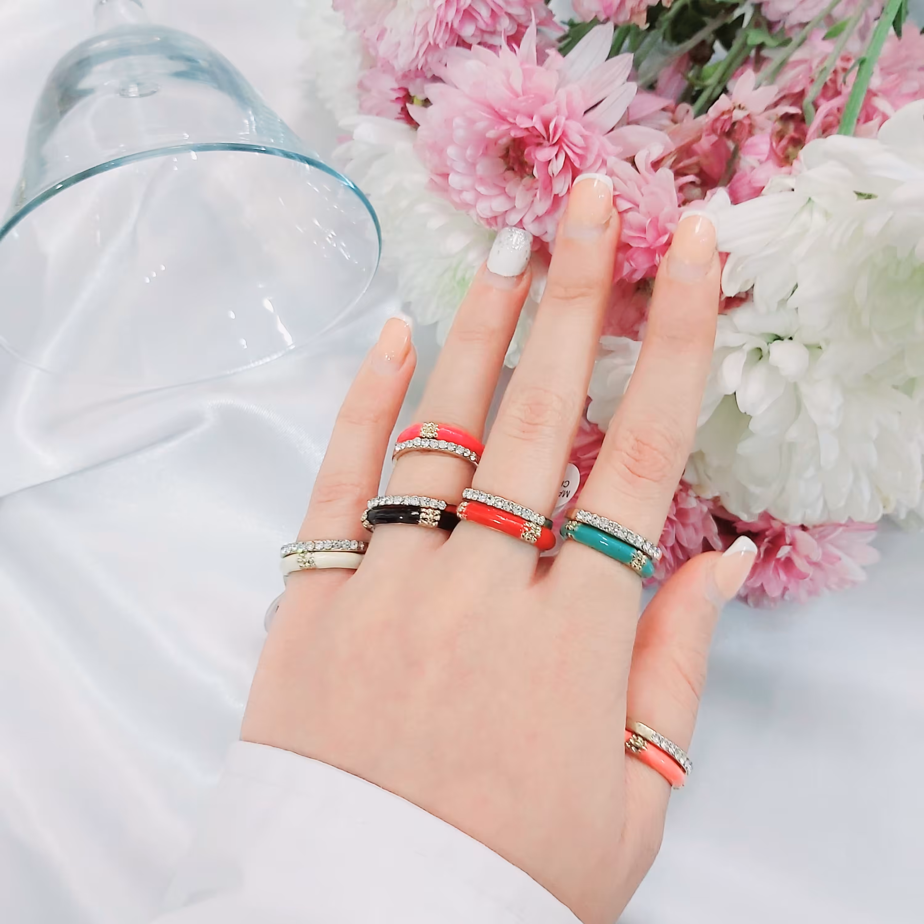 انگشترهای رنگی رنگی جذاب دو انگشتر در یک پک