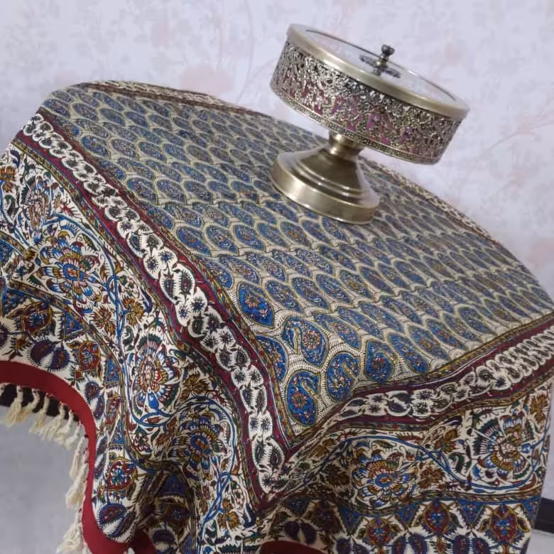 رومیزی وسفره قلمکاری صادراتی 100*100