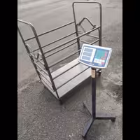 ترازو باسکول 500 کیلوگرمی دامکش کفه 60 در 90 مناسب گوسفند و بز  هزینه ارسال با مشتری و بصورت پس کرایه میباشد