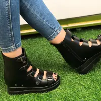 کفش تابستانی سگکدار  پاشنه 5 سانت ارسال رایگان 