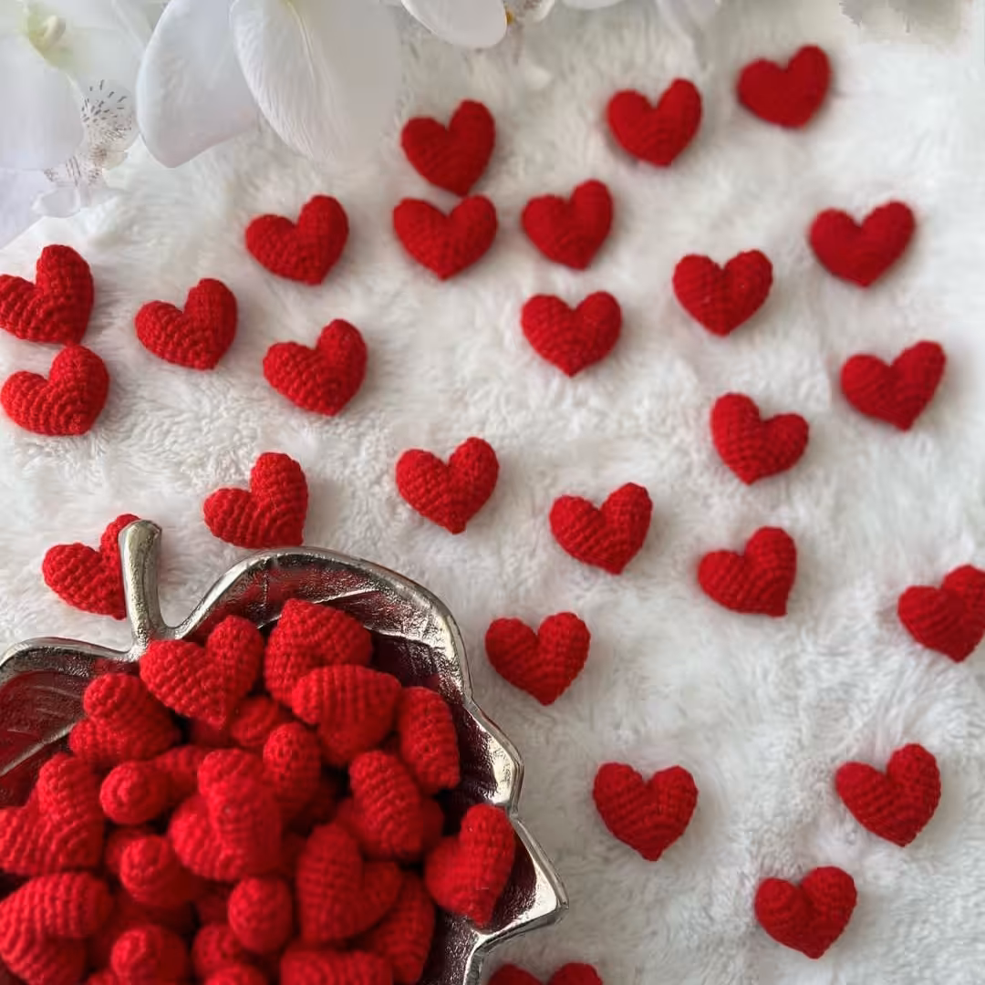 قلب بافتنی.. قابل سفارش در رنگ دلخواه