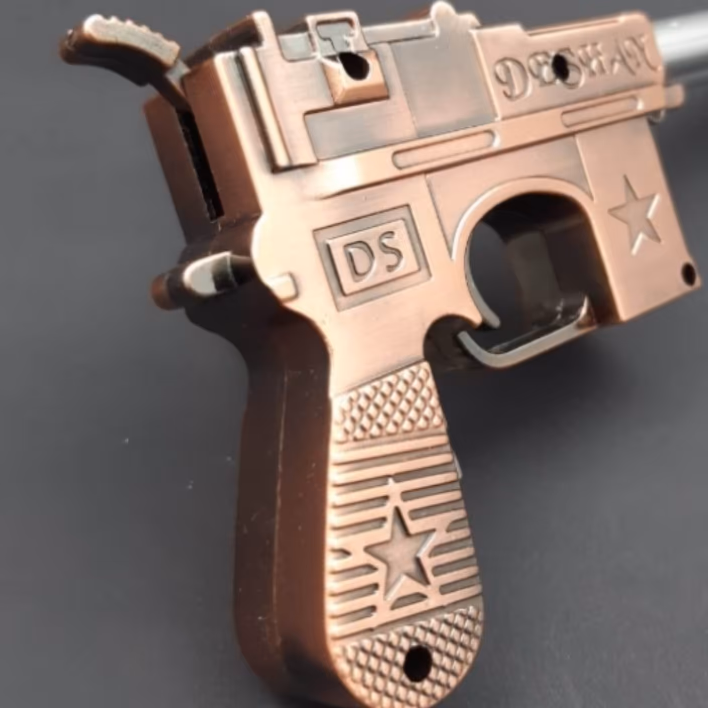 فندک کلت آلمانی    فندک تفنگ طرح المانی  فندک فانتزی  فندک کادویی