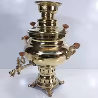 سماور زغالی 6 لیتر ساده تمام برنجی جهت تهیه چایی آتیشی