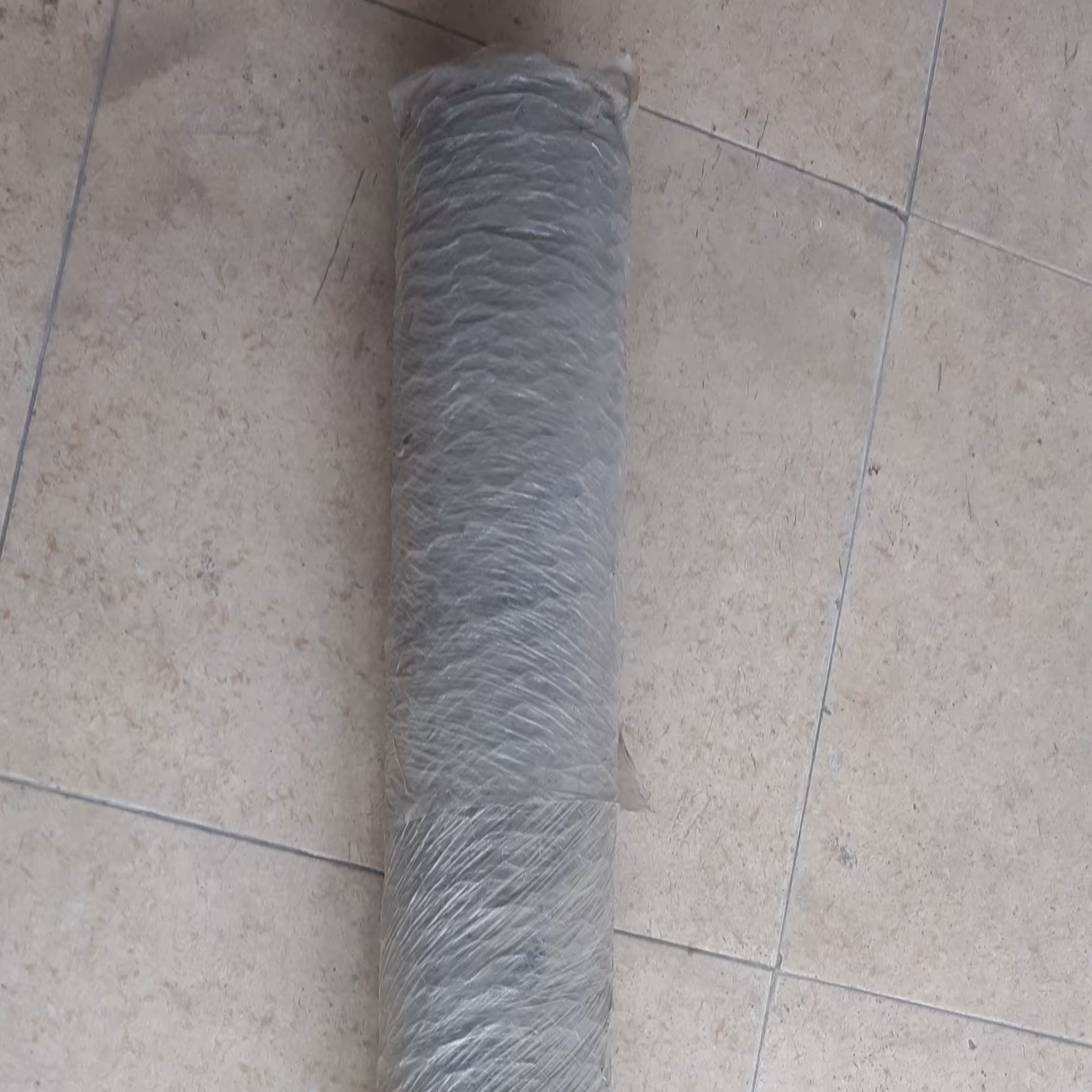 توری مرغی ابعاد عرض 120 طول 45متر متراز رول کامل 54 متر مربع