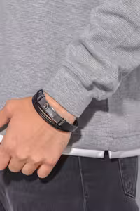 دستبند چرمی