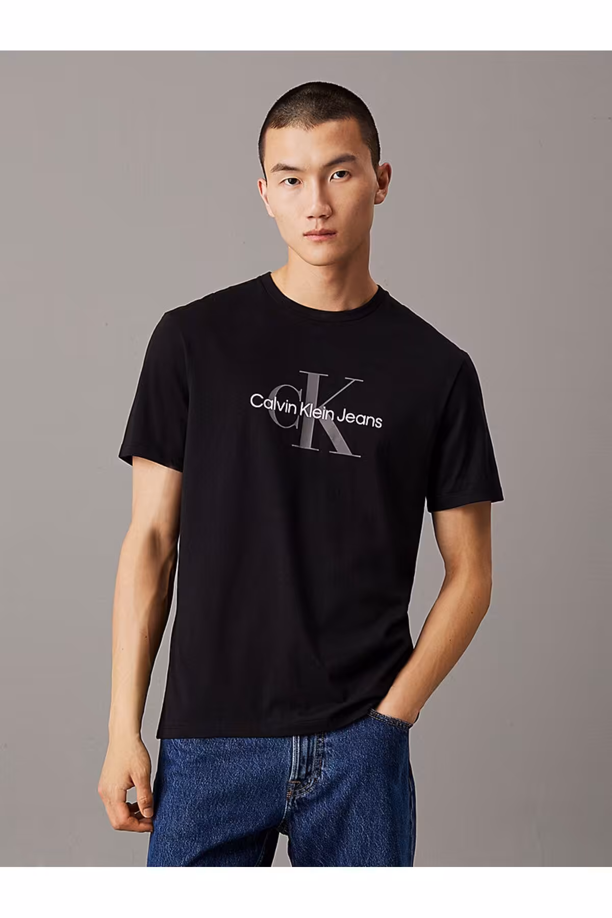 تی شرت مشکی مردانه سیاه اورجینال Calvin Klein