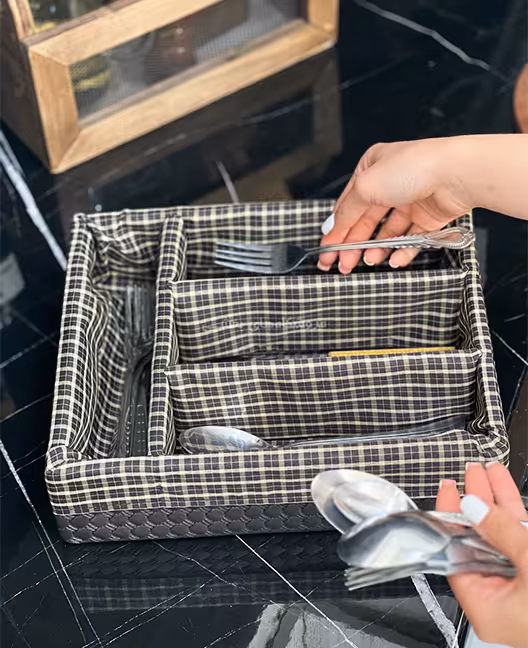 جا قاشقی مدل چرم و پارچه ای 4 خانه