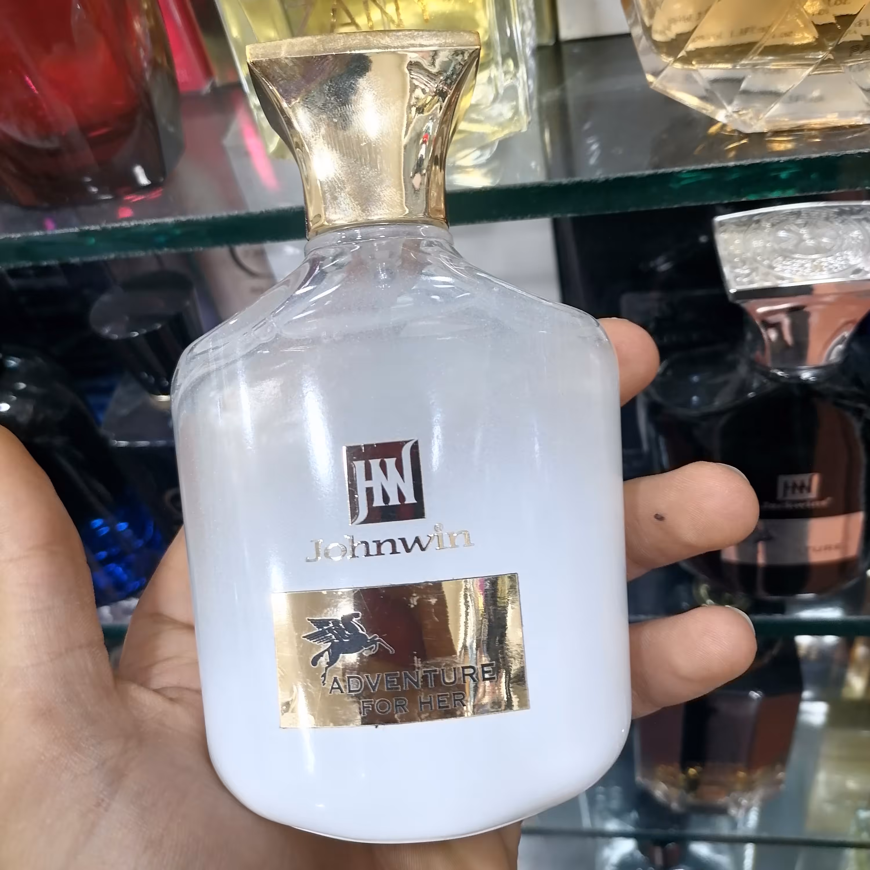 ادکلن کرید اونتوس،کرد اونتوس،کرید،کرد،اونتوس  زنانه