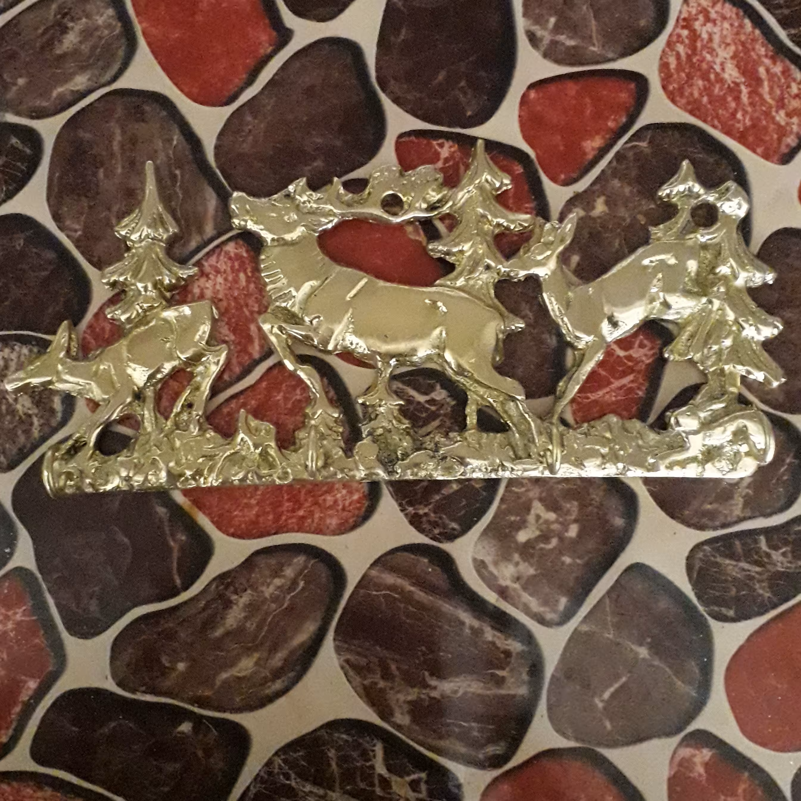 جا کلیدی گوزن برنزی