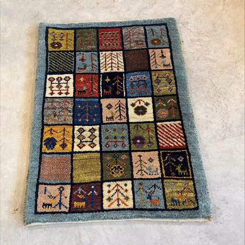 گبه  نیم متری دستباف طرح فیروزه ای خشتی کد 222