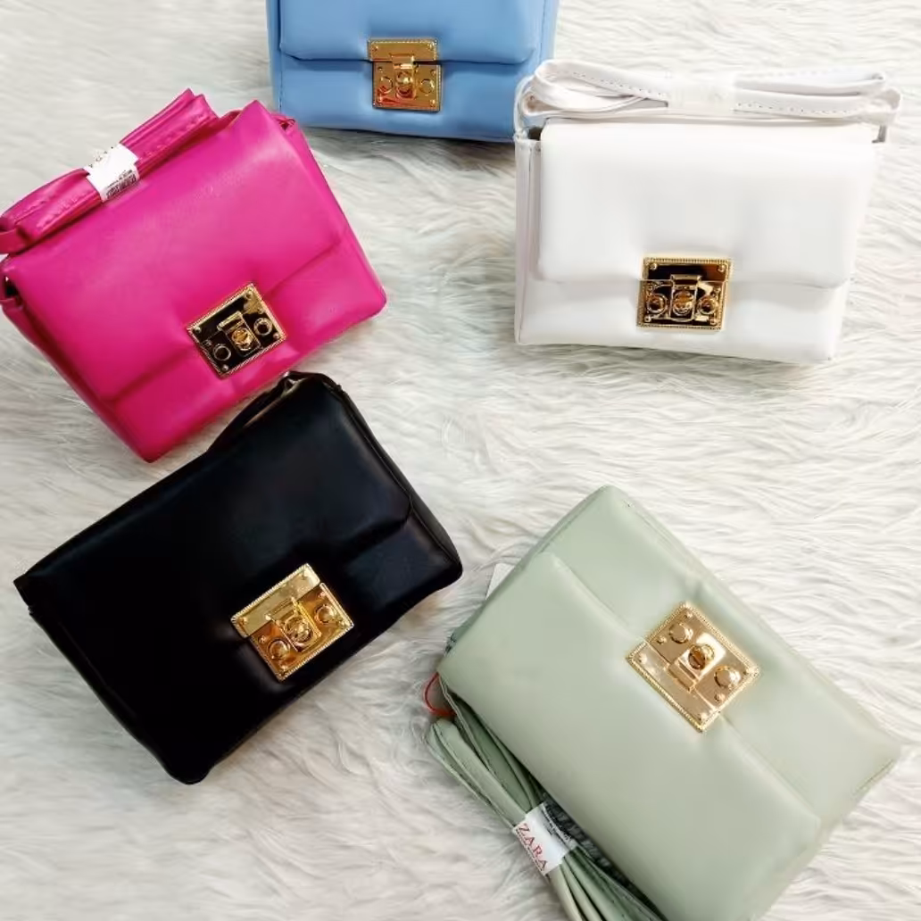 کیف پاسپورتی قفل مربعی 