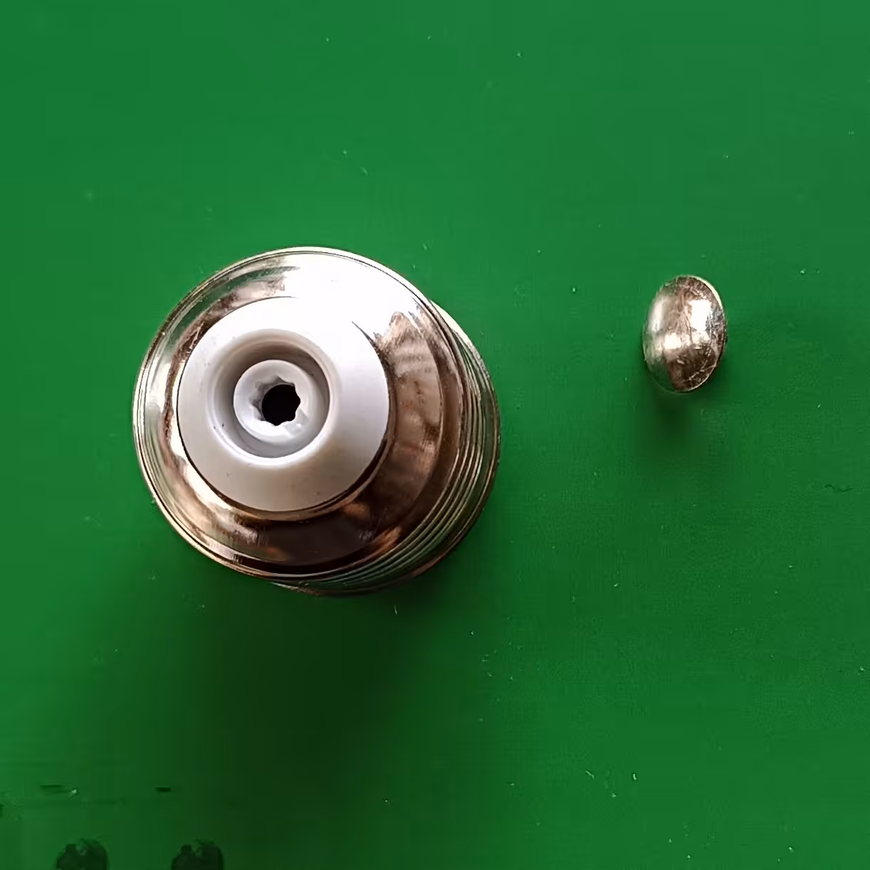 سرپیچ  e27 لامپ ورق 35 میل