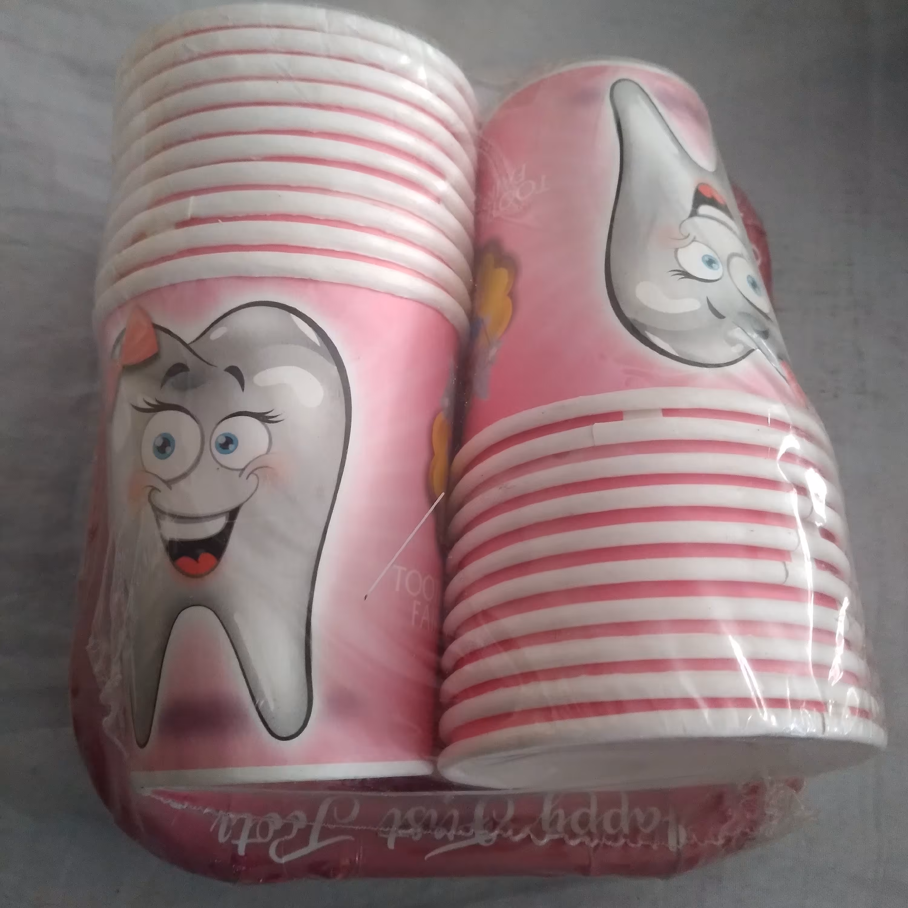 بشقاب و لیوان دندون