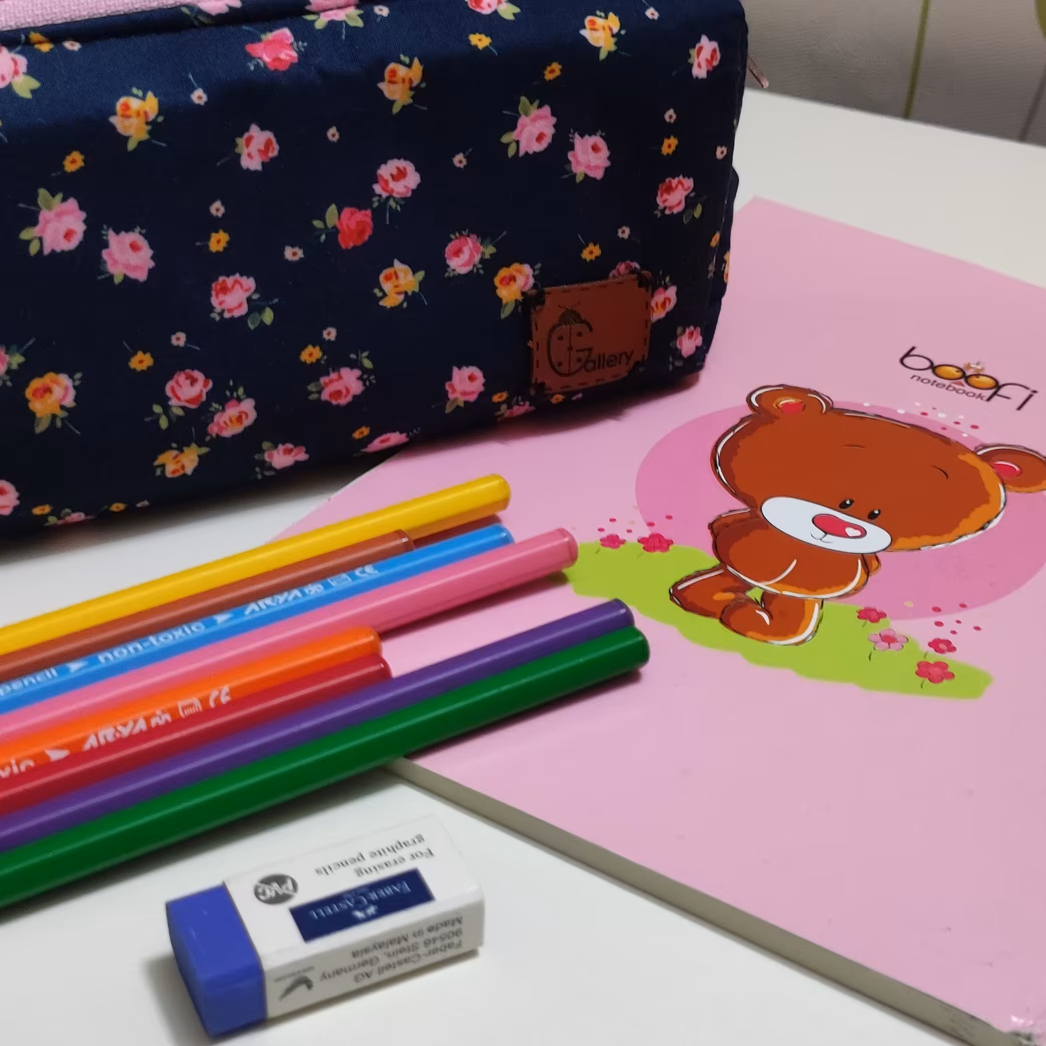 جامدادی نخی قابل شستشو.زنانه و دخترانه سبک و جادار