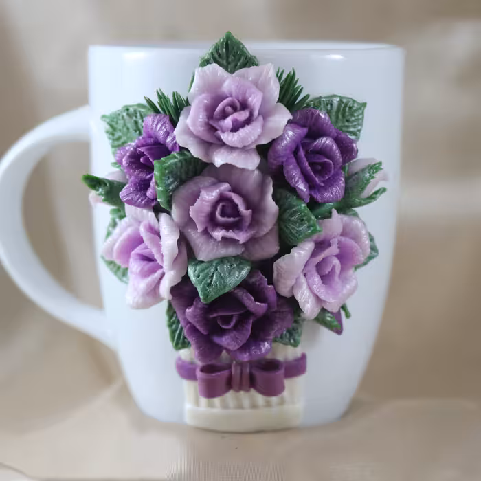 ماگ عروسکی با طرح گلهای زیبا