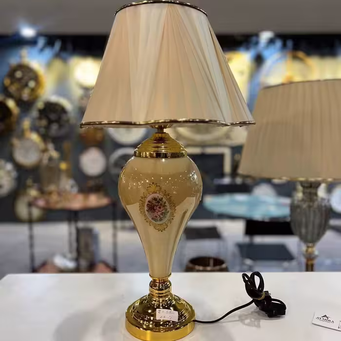اباژور رومیزی شیشه ای