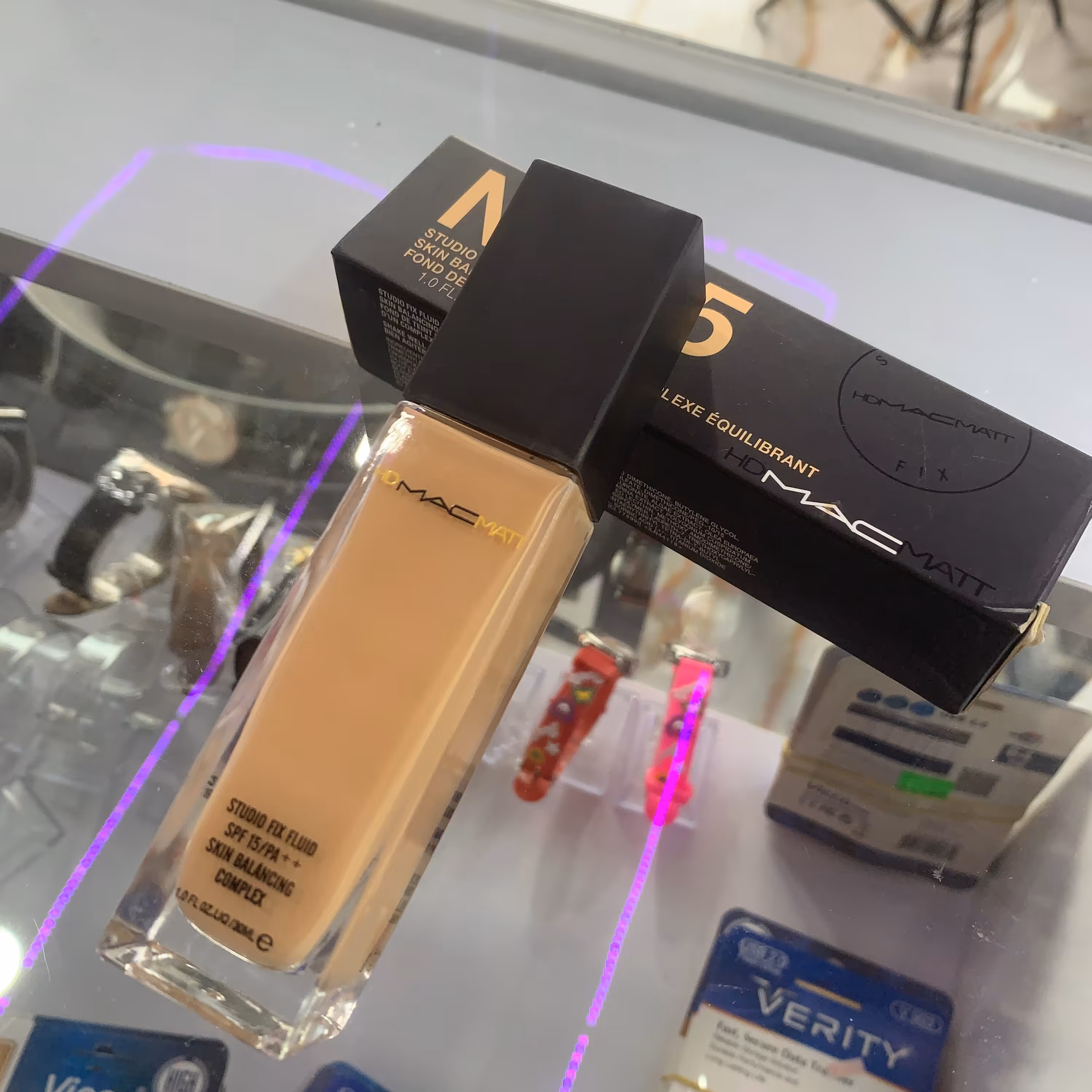 کرمپودر شیشه ایی مک SPF15 شمارهNC25