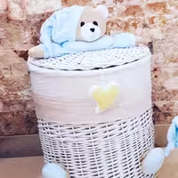 سبد اسباب بازی و لباس عروسک خرسی آبی روشن