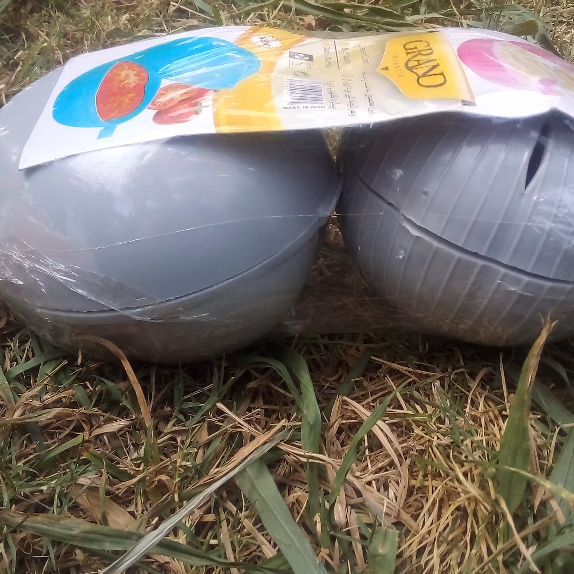 جا سیر و گوجه سفید و طوسی موجود است جنس خوب عالی با قیمت خوبه