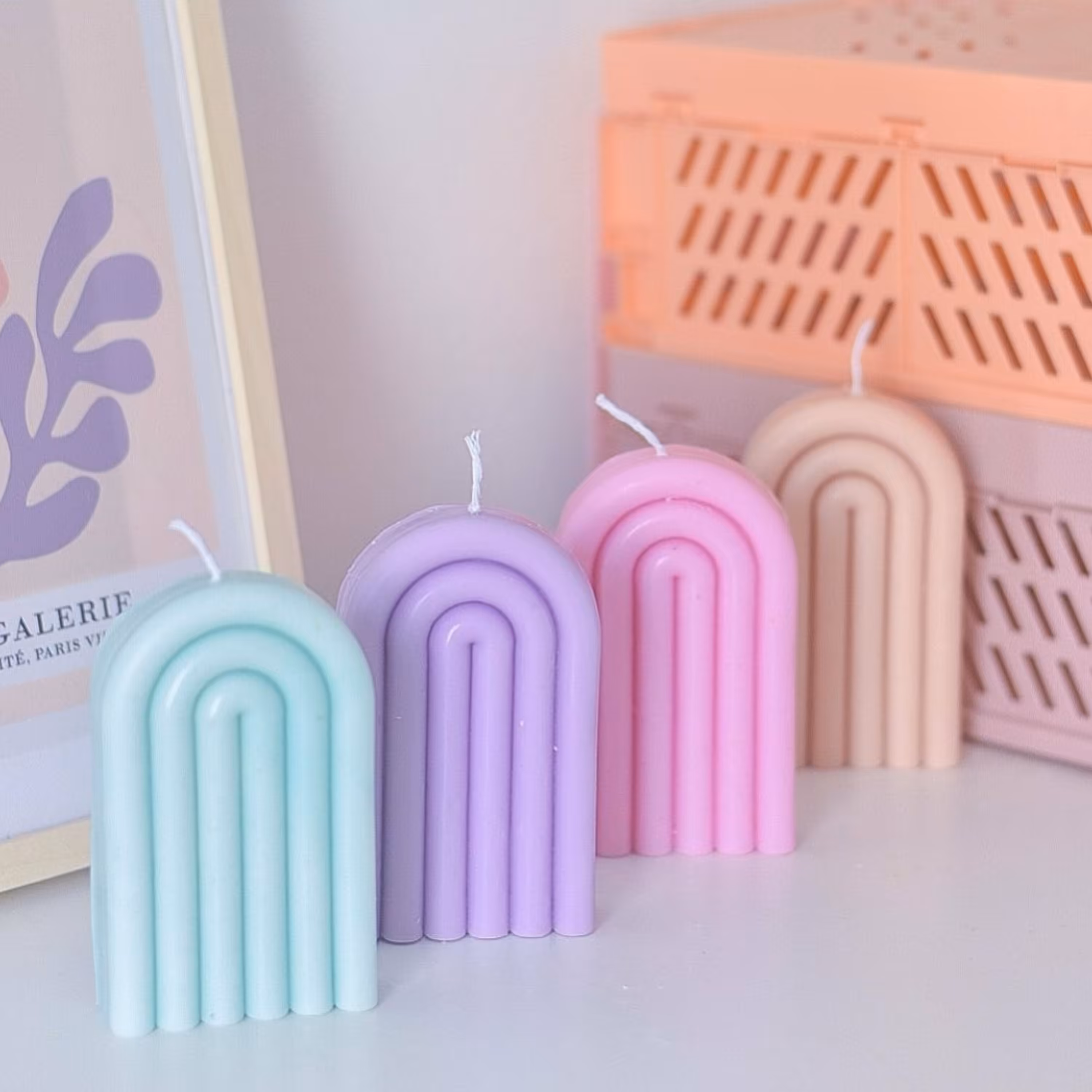 شمع طرح رنگین کمان. قابل سفارش در رنگهای روشن