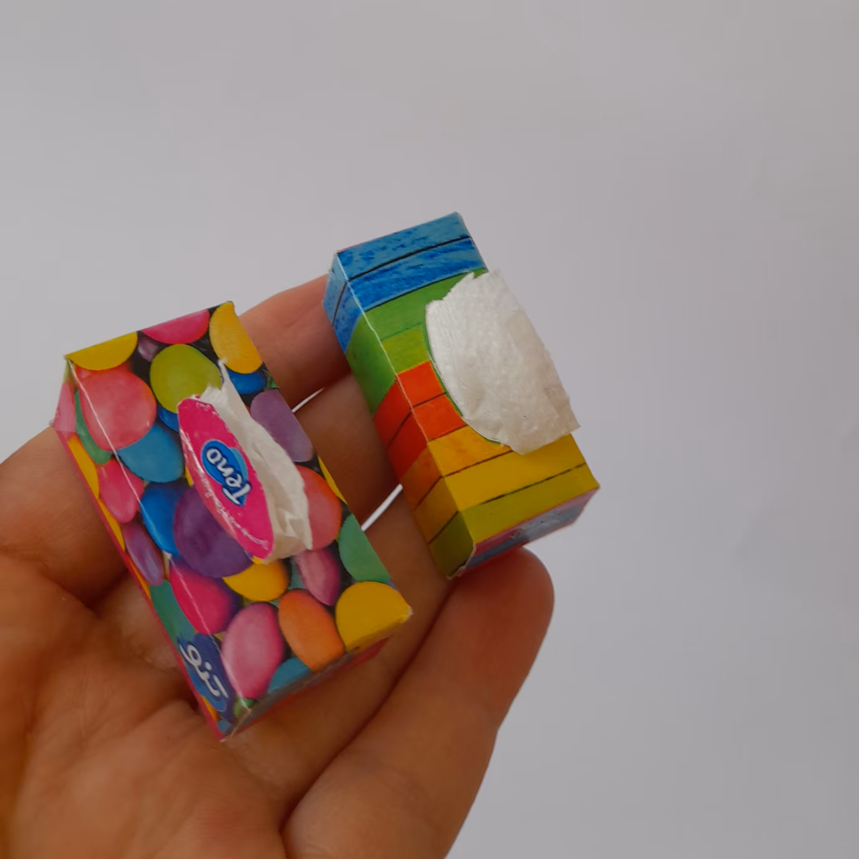 مگنت دستمال کاغذی 