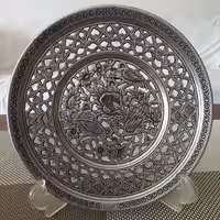 بشقاب قلمزنی طرح گل و مرغ تمام مشبک 15 سانتی