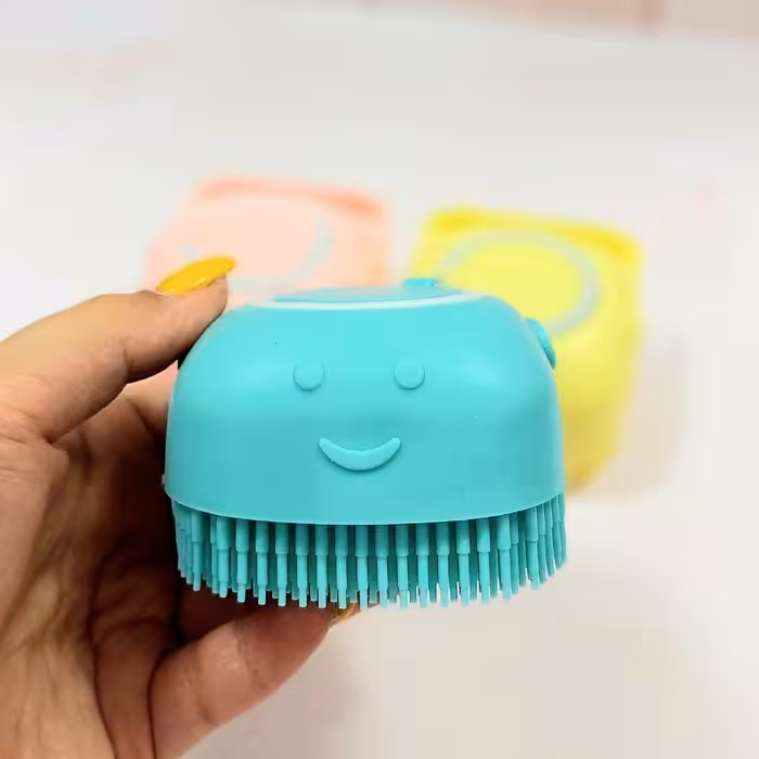 لیف مخزن دار سیلیکونی پاک کننده عمیق پوست دارای مخزن شامپو مناسب کف سر و بدن