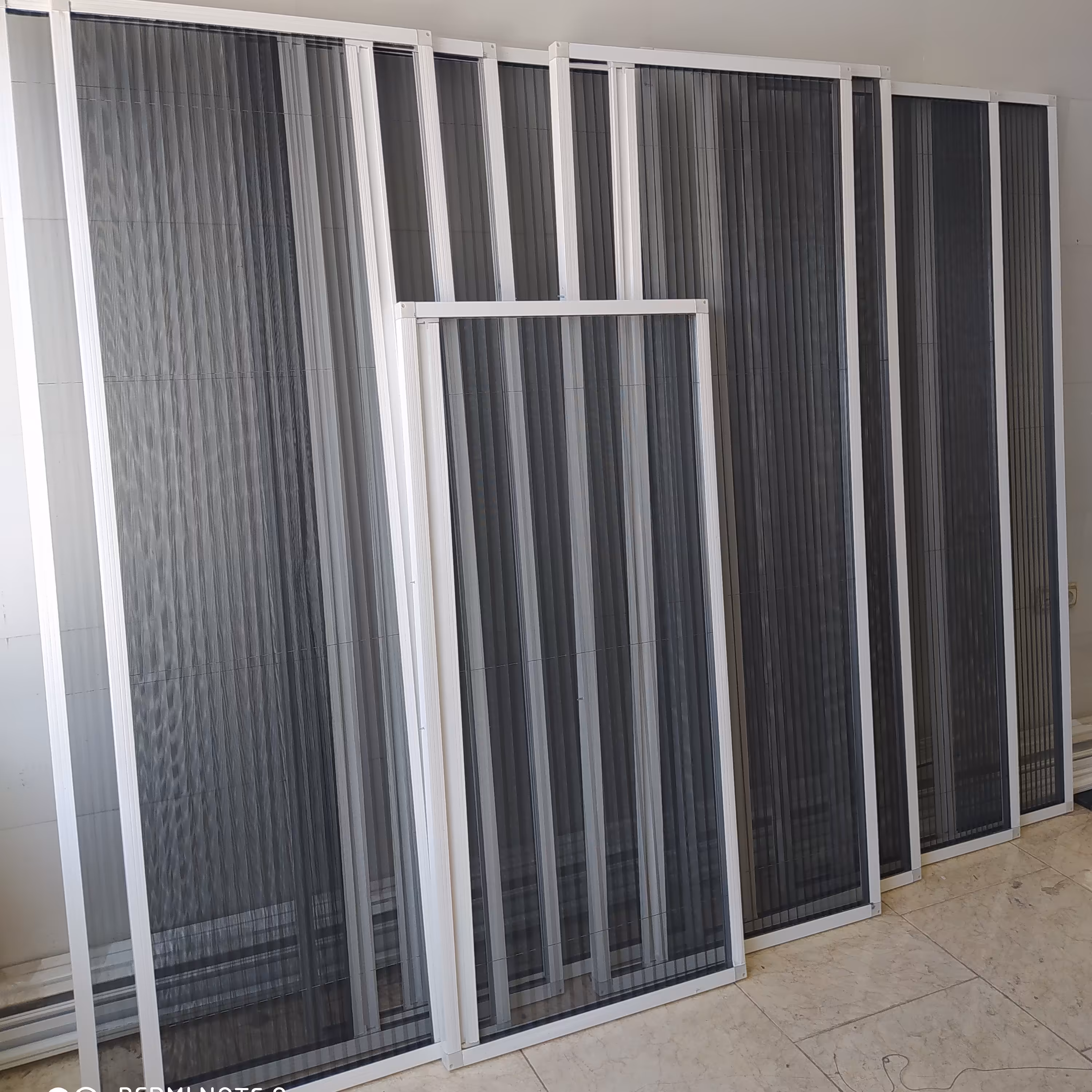 انواع توری های ریلی درب و پنجره ،در ابعاد مختلف (پس کرایه)