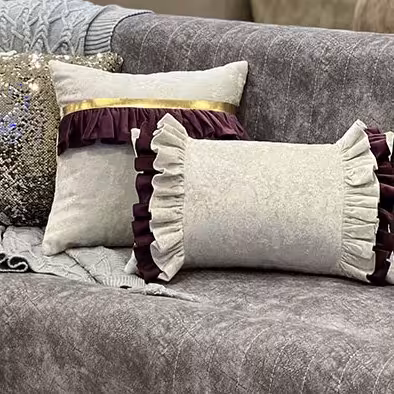 ست کوسن 4 عددی طرح شهرزاد مخمل بنفش و کرم