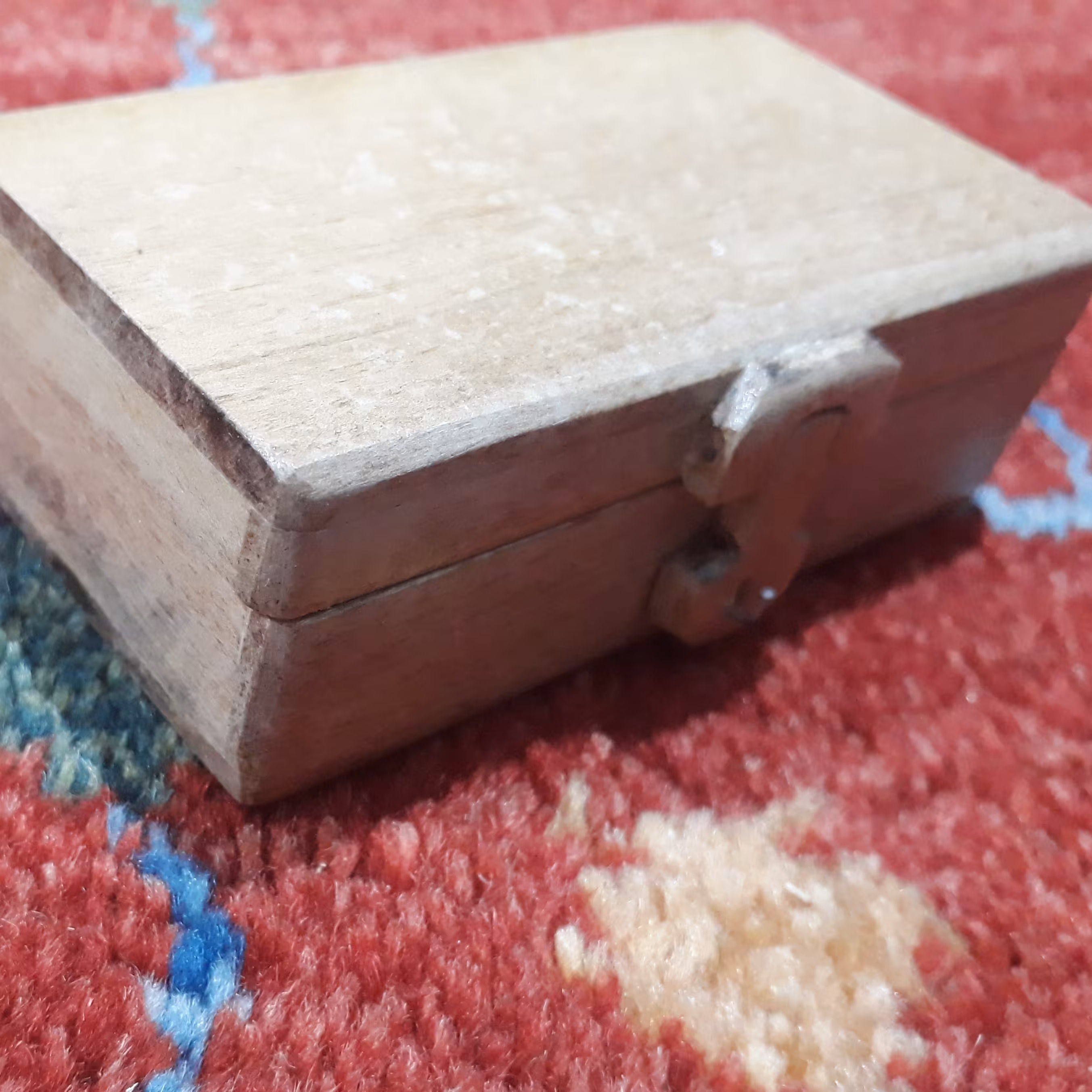 جعبه چوبی منحصر بفرد  بهترین هدیه  دست ساز   لولا  و قفل چوب 