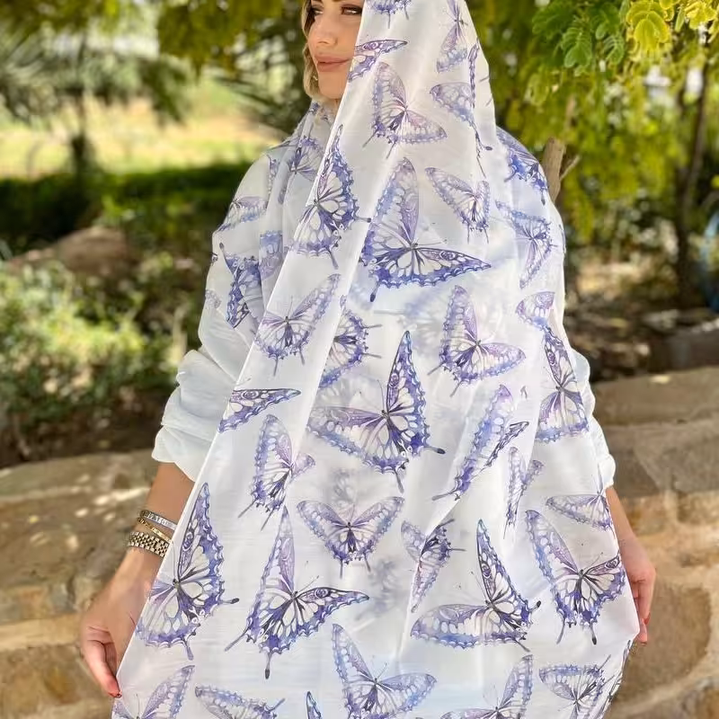 شال بنفش طرح پروانه جنس پارچه نخی قواره دار ri341