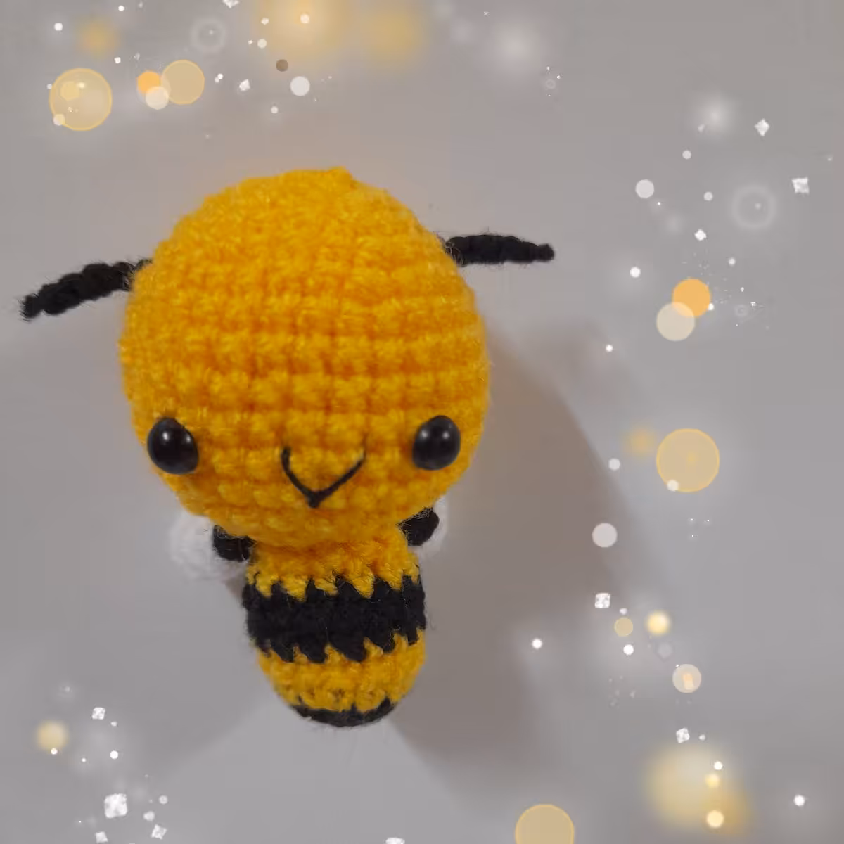 جاسوییچی زنبورکوچولو