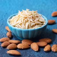 خلال بادام درختی تازه و خوش طعم ممتاز و درجه یک1 سایز درشت ( بسته 100 گرمی )