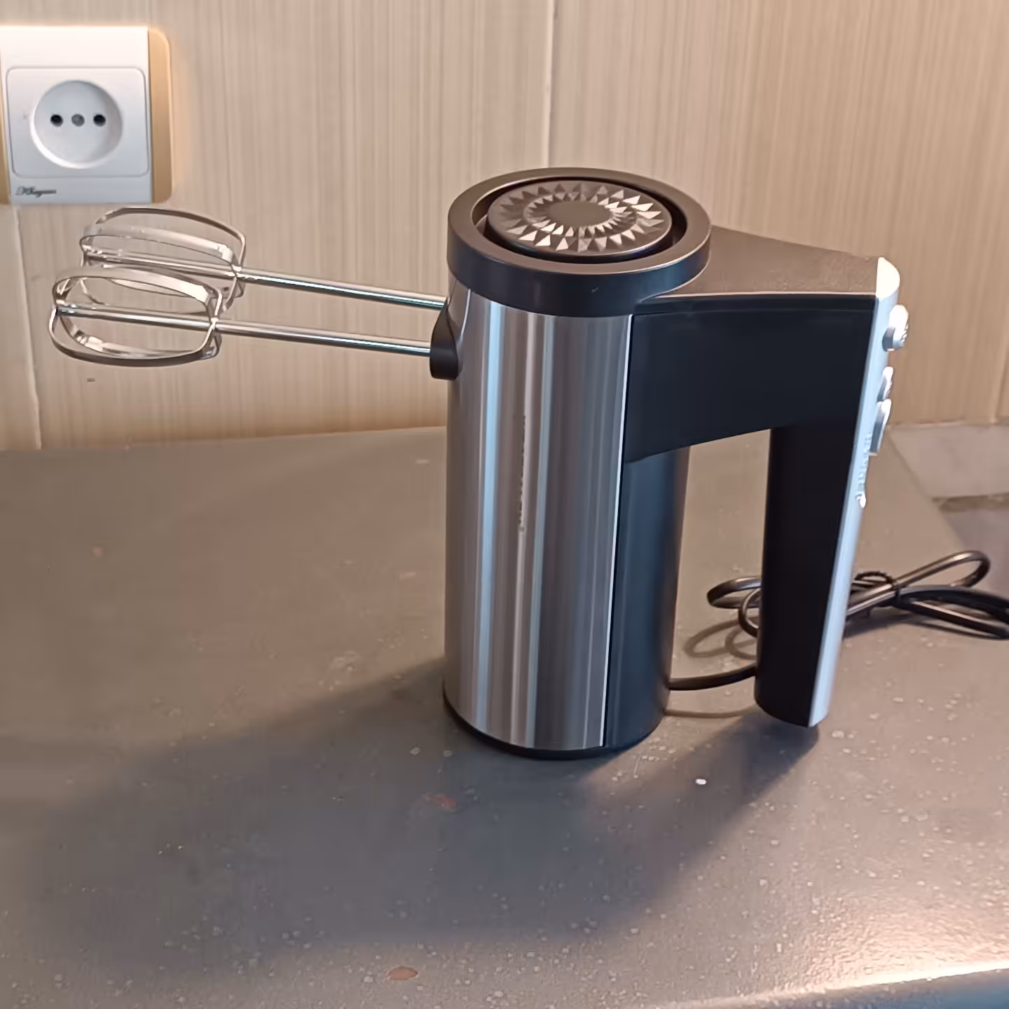 همزن برقی وست فالن