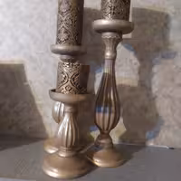 شمعدان چوبی پتینه شده ،ست سه تایی ،ارتفاع 34ر،28،20  سانت ،قابل اجرا در رنگ و پتینه دلخواه