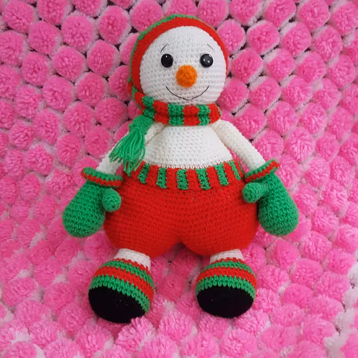 عروسک آدم برفی بافتنی