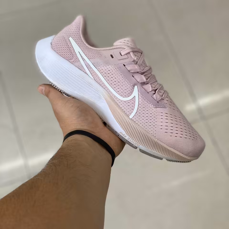 کفش پیاده روی زنانه نایک ایر زوم پگاسوس Nike airzoom pegasus38 (cw7358-601)