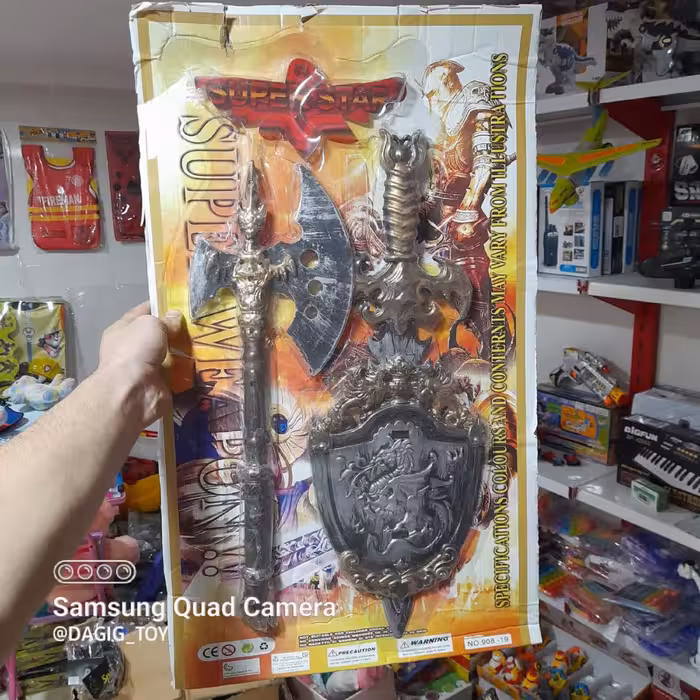 خرید اسباب بازی  ست گلادیاتور تبر شمشیر سپر به قیمت بسیار مناسب