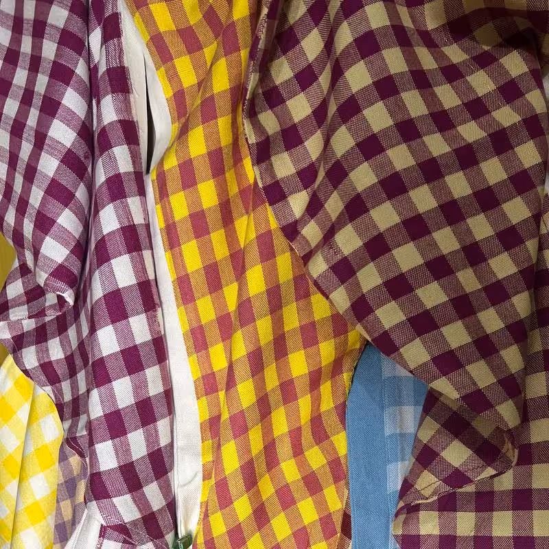 کلاه حمام دستبافت دولایه کاملا نخی جنسش از نخ ویسکوزه که کارایی سشوار هم برای مو انجام میده سبک و راحت و کم حجم