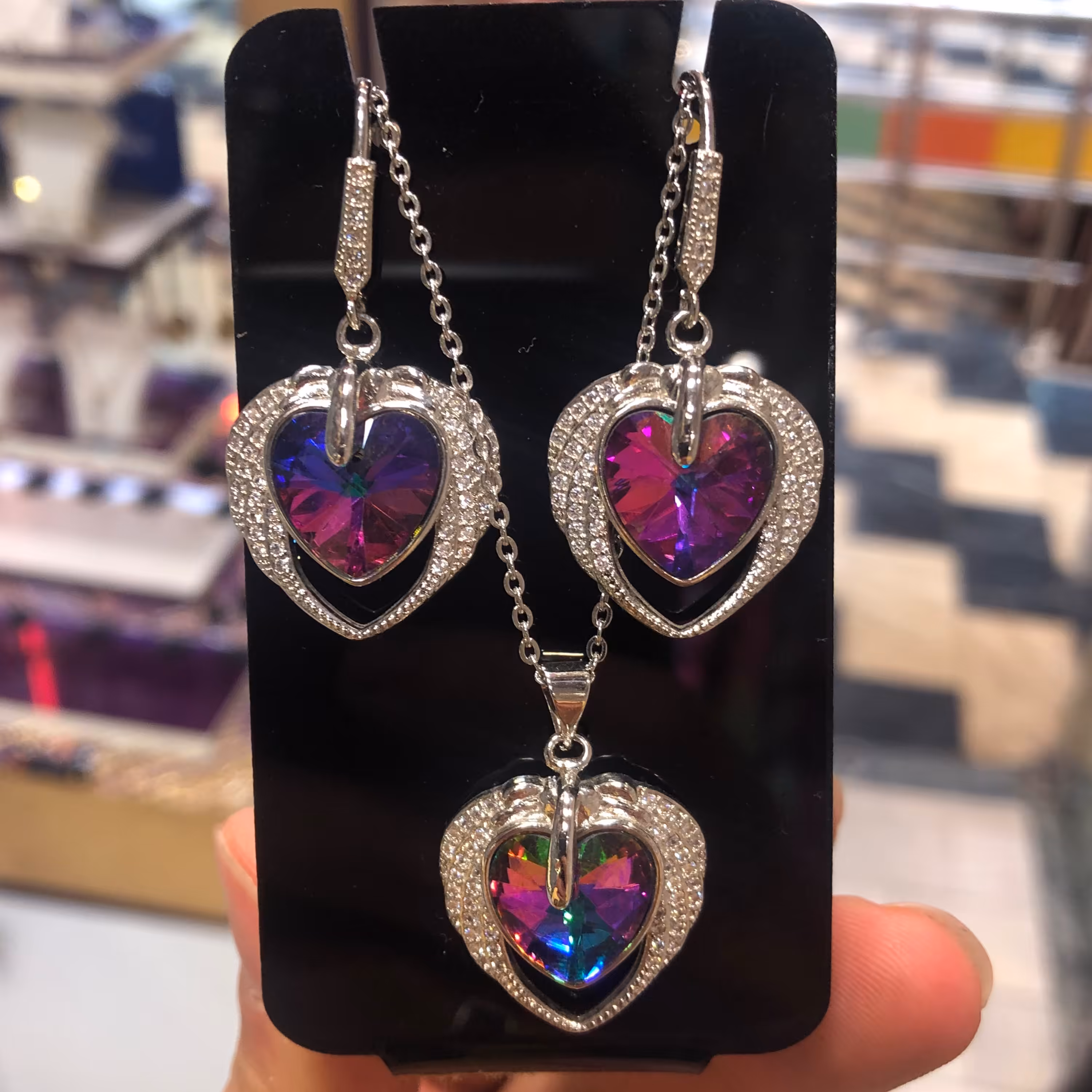 نیم ست نگین سواروسکی 1