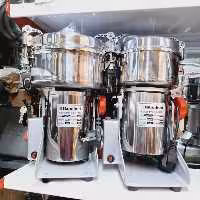 آسیاب صنعتی همیلتون 1 کیلویی 1050 گرم سیم پیچ موتور تمام مس ایتالیا 2000وات 12ماه گارانتی و ضمانت تعویض آسیاب سنگ و شیشه