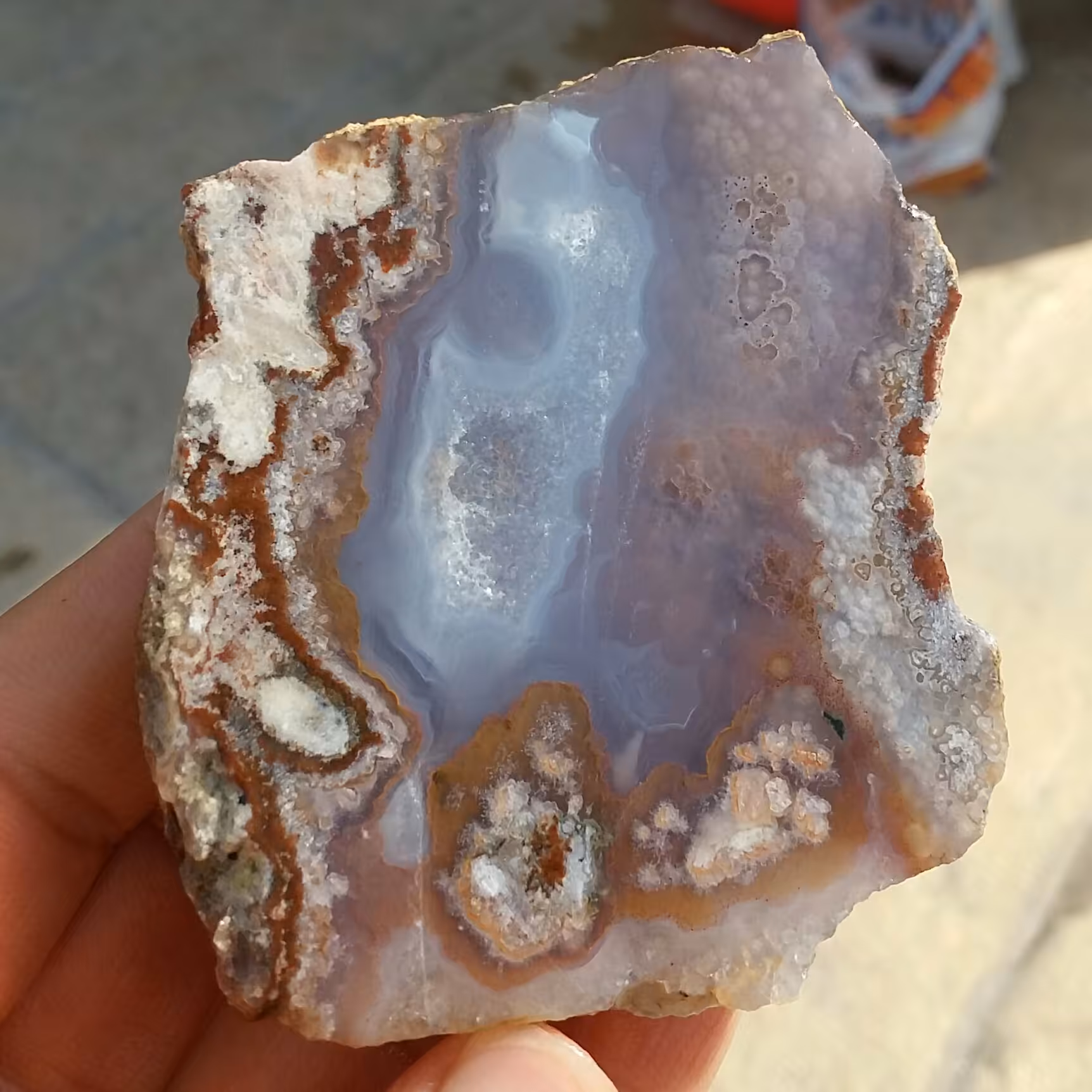 اسلایس سنگ راف عقیق سلیمانی سه بعدی رنگی ژئود دار منظره دار بسیار زیبا و خاص 100 در 100 طبیعی  
کد 12071