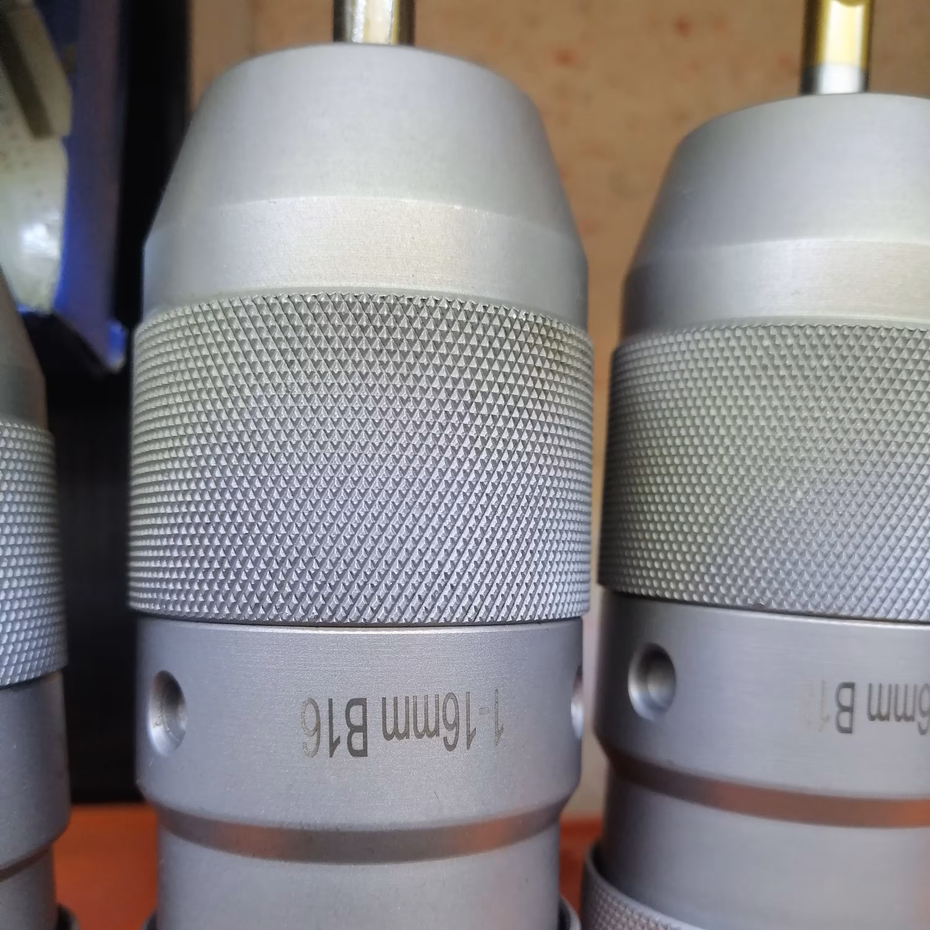 سه نظام اتومات  بدون رزوه 16B16